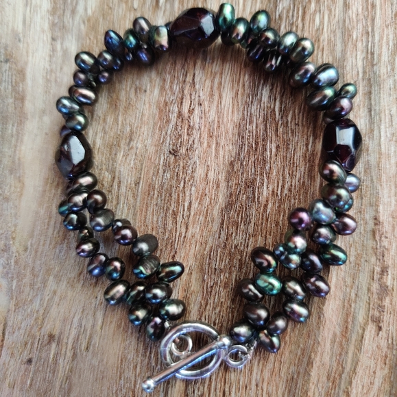 Y2K Genuine Peacock Sea Pearls Bracelet w/Garnet and Sterling Silver - Picture 5 of 12